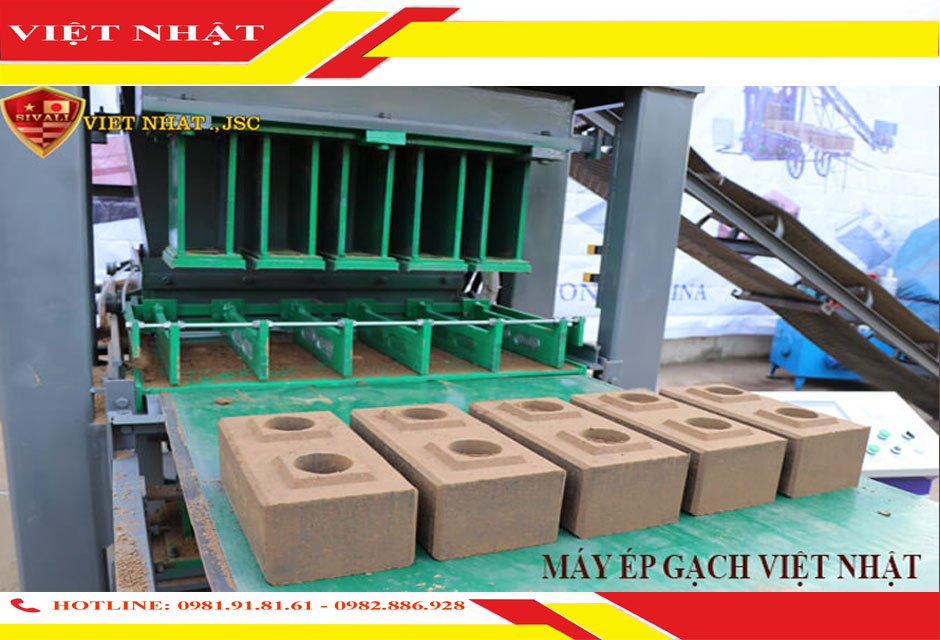 máy ép gạch đất sét