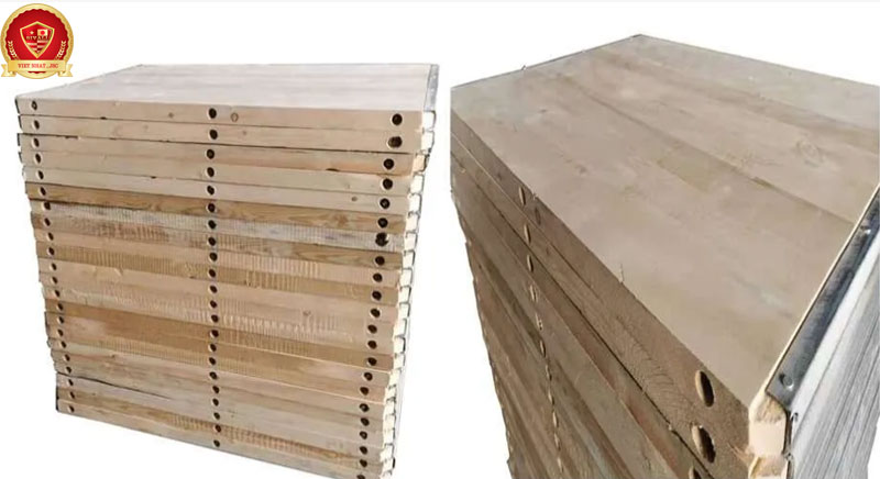 pallet-gỗ-kê-gạch-không-nung