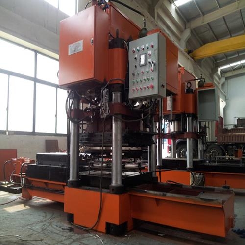Giá dây chuyền sản xuất ngói xi măng màu bao nhiêu tiền?
